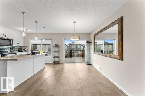 2104 Price Landing Landing, Edmonton, AB - Indoor Photo Showing Kitchen With Upgraded Kitchen