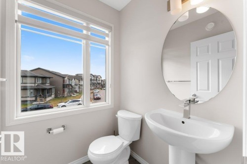 2104 Price Landing Landing, Edmonton, AB - Indoor Photo Showing Bathroom