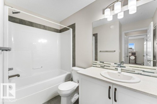 2104 Price Landing Landing, Edmonton, AB - Indoor Photo Showing Bathroom