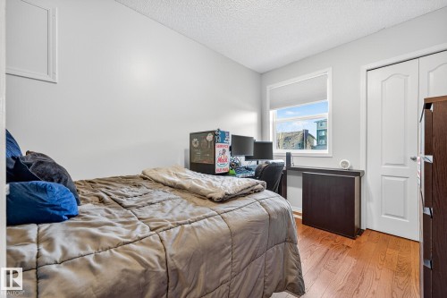 8304 170 Avenue, Edmonton, AB - Indoor Photo Showing Bedroom