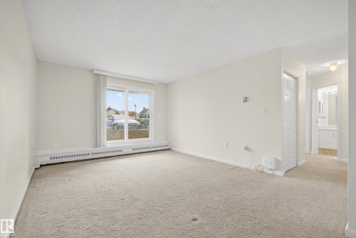 131 9620 174 Street, Edmonton, AB - Indoor Photo Showing Other Room