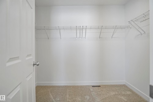 1181 South Creek Wynd, Stony Plain, AB - Indoor With Storage