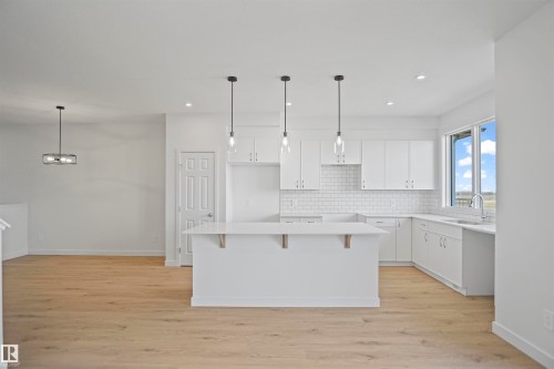 1165 South Creek Wynd, Stony Plain, AB - Indoor Photo Showing Kitchen With Upgraded Kitchen