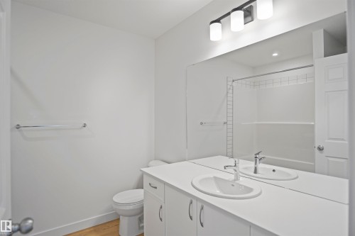 1165 South Creek Wynd, Stony Plain, AB - Indoor Photo Showing Bathroom