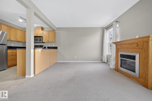 71 230 Edwards Drive, Edmonton, AB - Indoor Photo Showing Kitchen