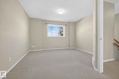 71 230 Edwards Drive, Edmonton, AB - Indoor Photo Showing Other Room