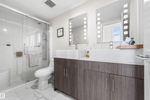 404 10227 115 Street, Edmonton, AB - Indoor Photo Showing Bathroom