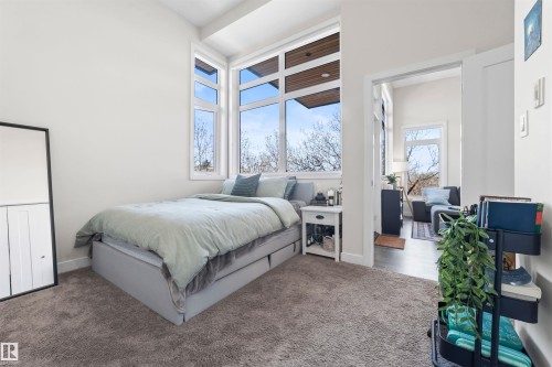 402 10227 115 Street, Edmonton, AB - Indoor Photo Showing Bedroom