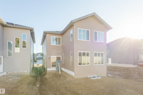 1570 Siskin Link, Edmonton, AB - Outdoor With Exterior