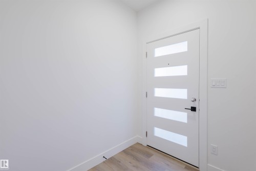1570 Siskin Link, Edmonton, AB - Indoor Photo Showing Other Room