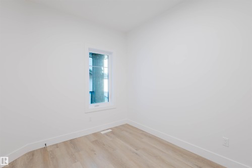 1570 Siskin Link, Edmonton, AB - Indoor Photo Showing Other Room