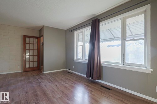 12029 50 Street, Edmonton, AB - Indoor Photo Showing Other Room