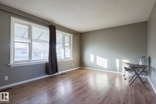 12029 50 Street, Edmonton, AB - Indoor Photo Showing Other Room