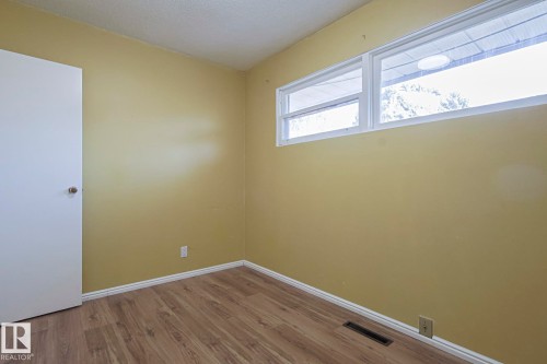 12029 50 Street, Edmonton, AB - Indoor Photo Showing Other Room