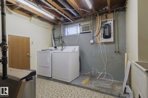 12029 50 Street, Edmonton, AB - Indoor Photo Showing Laundry Room