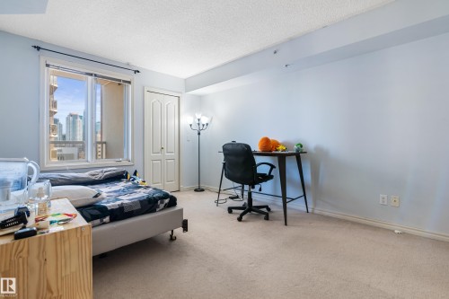 1102 10909 103 Avenue, Edmonton, AB - Indoor