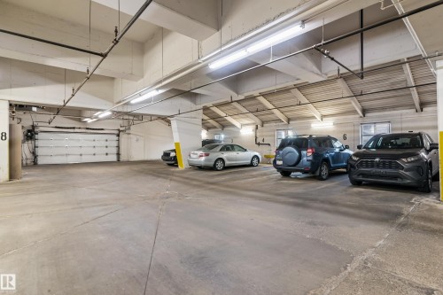 1102 10909 103 Avenue, Edmonton, AB - Indoor Photo Showing Garage