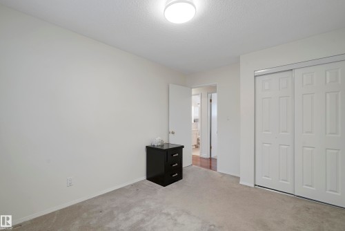 6208 149 Avenue, Edmonton, AB - Indoor