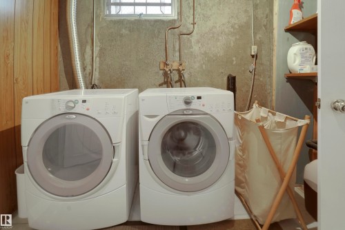 6208 149 Avenue, Edmonton, AB - Indoor Photo Showing Laundry Room
