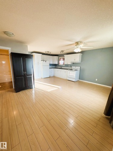4531 47 Street, Rural Lac Ste. Anne County, AB - Indoor