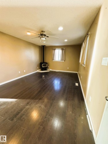 4531 47 Street, Rural Lac Ste. Anne County, AB - Indoor
