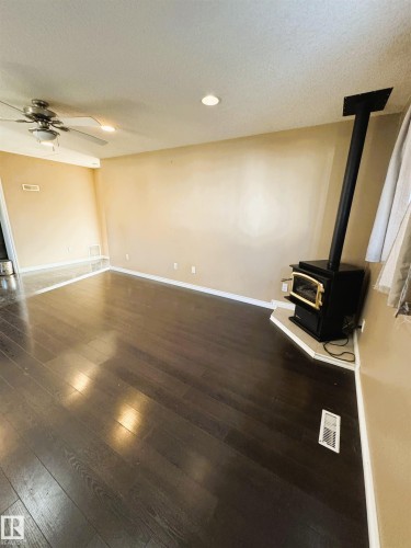 4531 47 Street, Rural Lac Ste. Anne County, AB - Indoor Photo Showing Other Room
