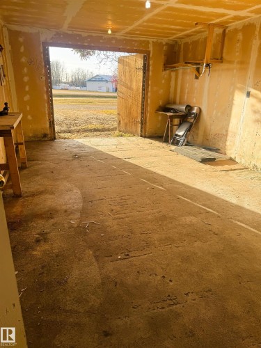 4531 47 Street, Rural Lac Ste. Anne County, AB - Indoor