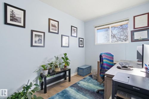 10657 St Gabriel School Road, Edmonton, AB - Indoor Photo Showing Office