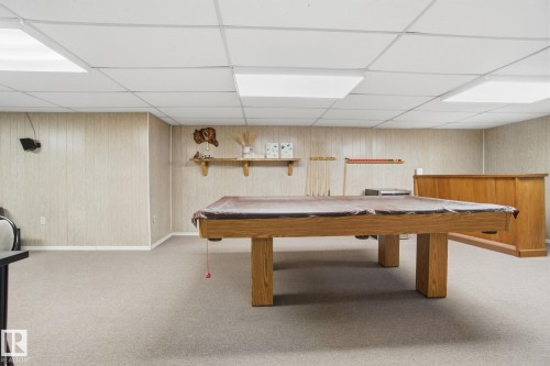 10657 St Gabriel School Road, Edmonton, AB - Indoor