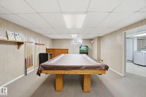 10657 St Gabriel School Road, Edmonton, AB - Indoor