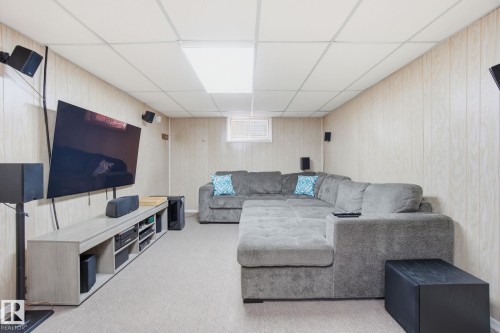 10657 St Gabriel School Road, Edmonton, AB - Indoor Photo Showing Basement