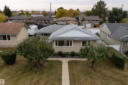 7719 71 Avenue, Edmonton, AB - Outdoor