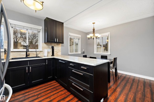 12039 52 Street, Edmonton, AB - Indoor Photo Showing Kitchen