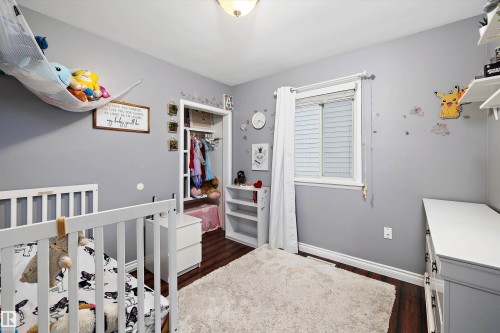 12039 52 Street, Edmonton, AB - Indoor Photo Showing Bedroom