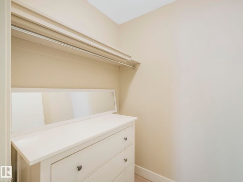 102 9715 110 Street, Edmonton, AB - Indoor