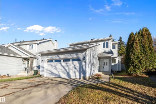 735 WELLS POINT Lane  Sherwood Park, AB T8H 4H8