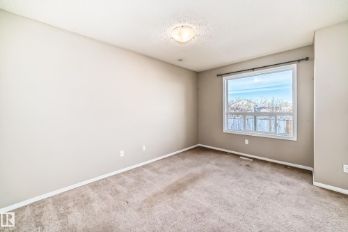 12 Graywood Terrace, Stony Plain, AB - Indoor Photo Showing Other Room