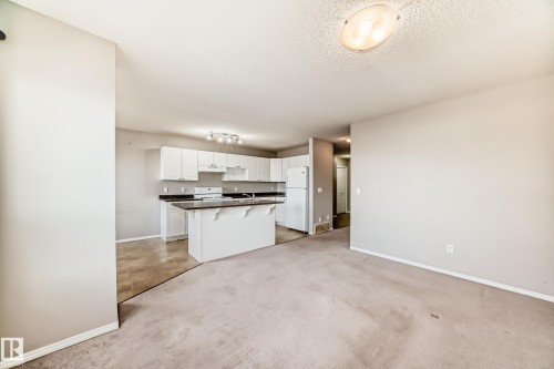 12 Graywood Terrace, Stony Plain, AB - Indoor Photo Showing Kitchen