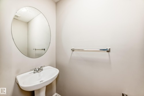 12 Graywood Terrace, Stony Plain, AB - Indoor Photo Showing Bathroom