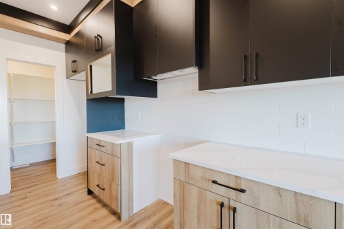 339 Munn Way, Leduc, AB - Indoor Photo Showing Other Room