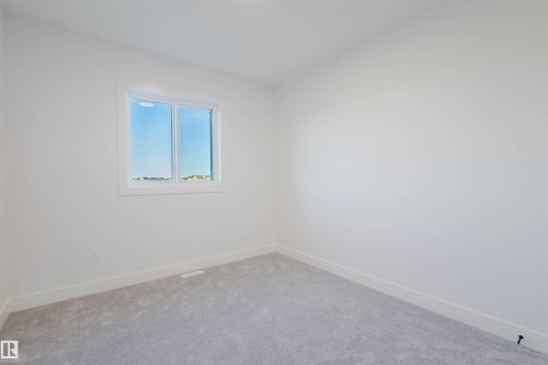 339 Munn Way, Leduc, AB - Indoor Photo Showing Other Room