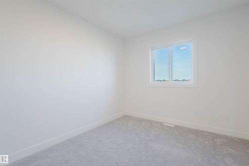 339 Munn Way, Leduc, AB - Indoor Photo Showing Other Room