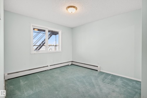 301 10511 42 Avenue, Edmonton, AB - Indoor Photo Showing Other Room