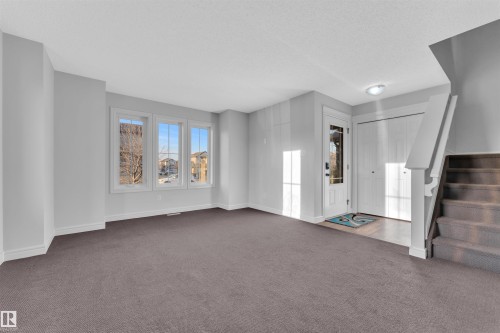 1807 52 Street, Edmonton, AB - Indoor Photo Showing Other Room