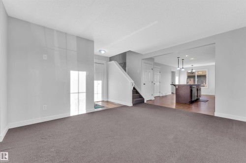 1807 52 Street, Edmonton, AB - Indoor Photo Showing Other Room