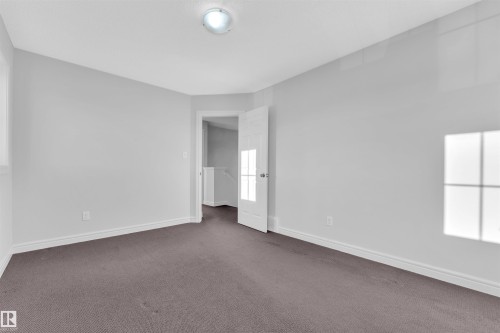 1807 52 Street, Edmonton, AB - Indoor Photo Showing Other Room