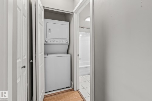 G7 10148 118 Street, Edmonton, AB - Indoor Photo Showing Laundry Room