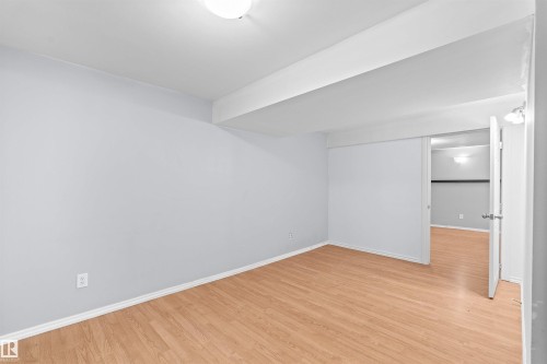 10516 108 Avenue, Edmonton, AB - Indoor Photo Showing Other Room