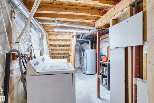 10516 108 Avenue, Edmonton, AB - Indoor Photo Showing Laundry Room