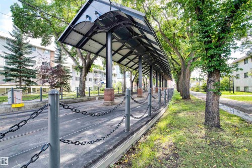 10516 108 Avenue, Edmonton, AB - Outdoor